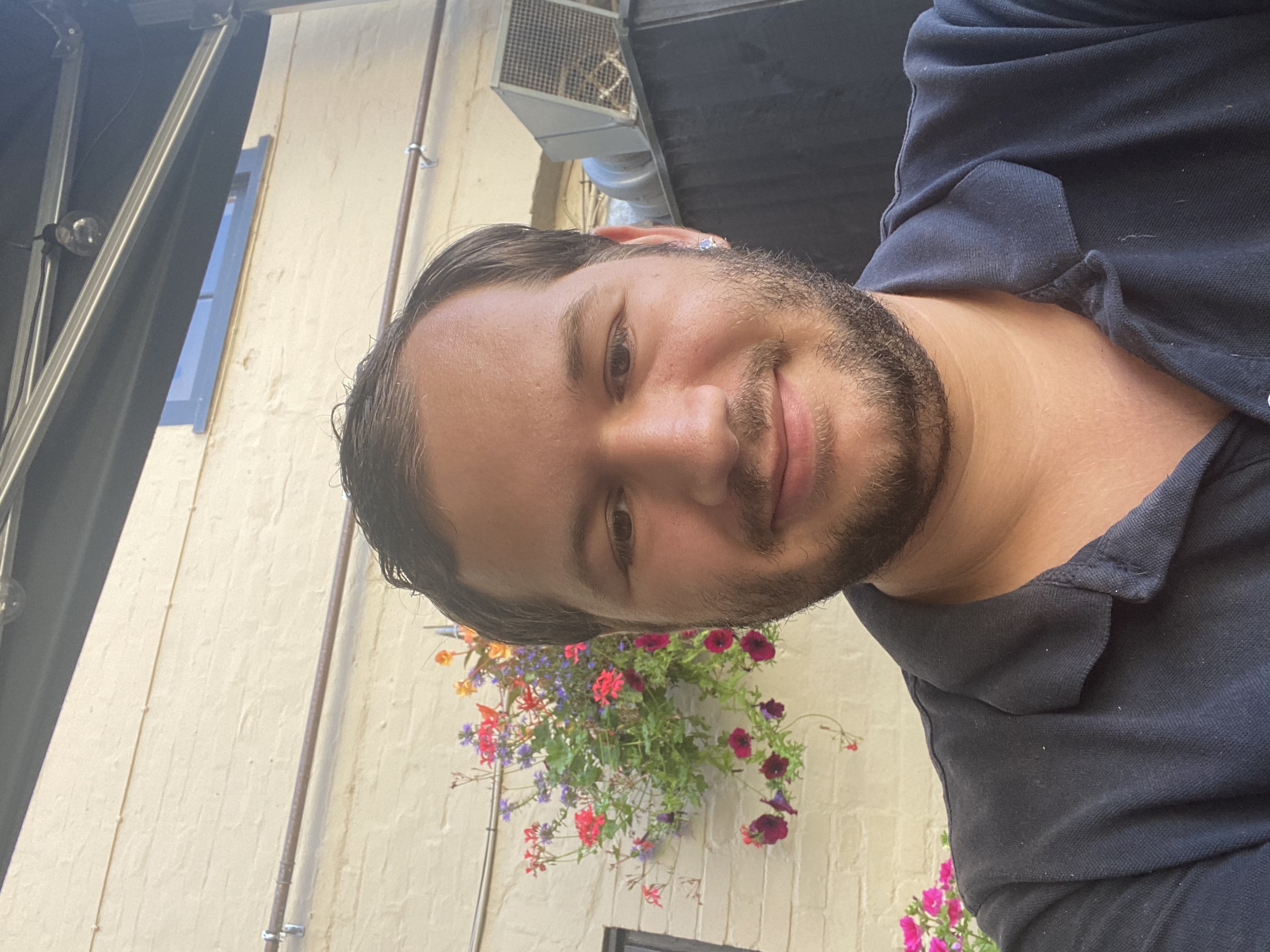 AF419499 BA68-48E9-8A00-8F09A18A61A9